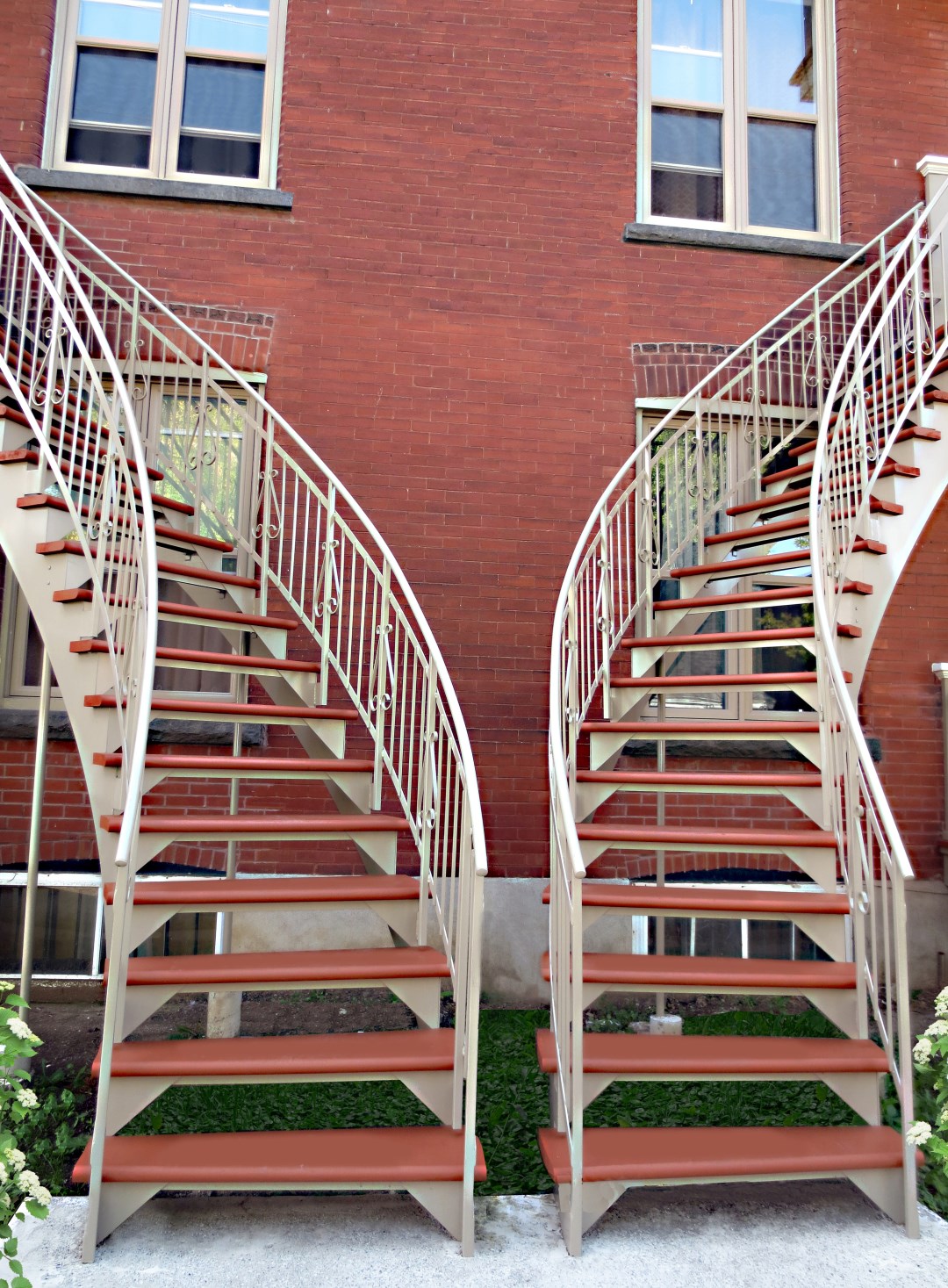 Escaliers en aluminium soudé | Montréal | Bell Aluminium
