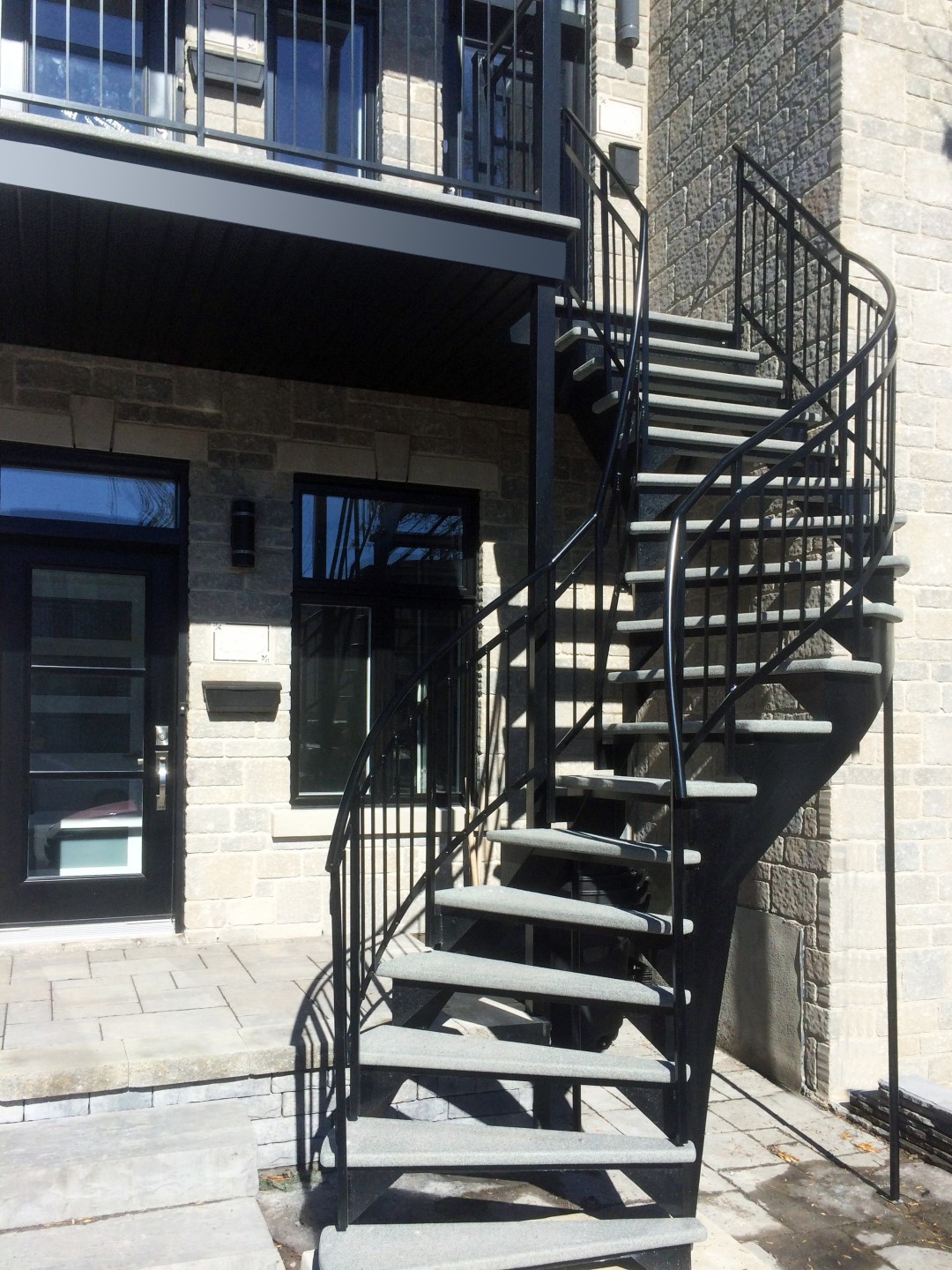 Escaliers en aluminium soudé | Montréal | Bell Aluminium
